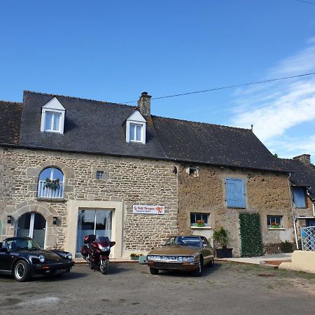 Le Petit Dragon Bed and Breakfast Plumaudan Buitenkant foto