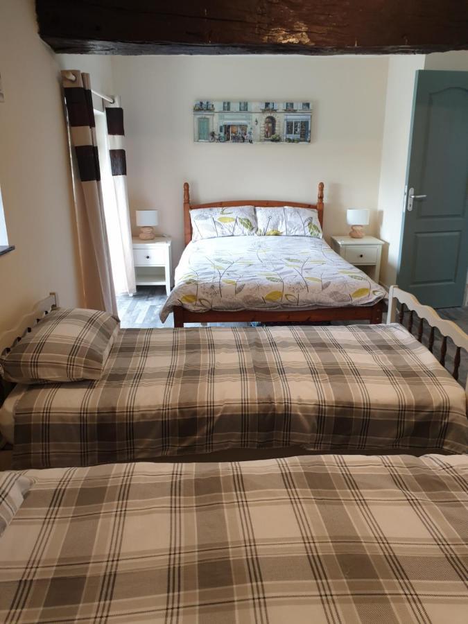 Le Petit Dragon Bed and Breakfast Plumaudan Buitenkant foto