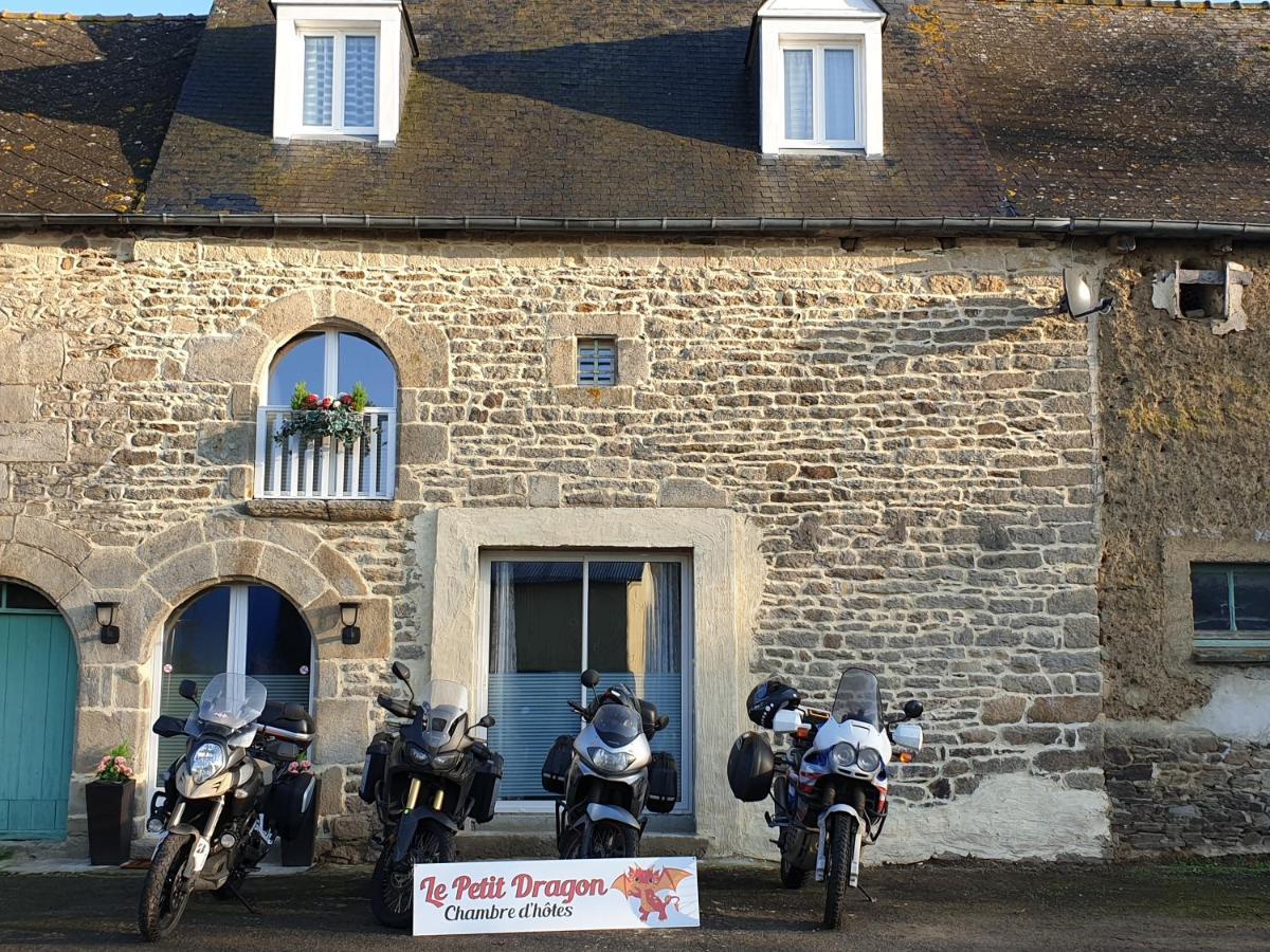 Le Petit Dragon Bed and Breakfast Plumaudan Buitenkant foto